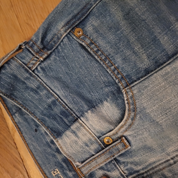 American Eagle 2 tone raw hem jeans - Picture 9 of 13